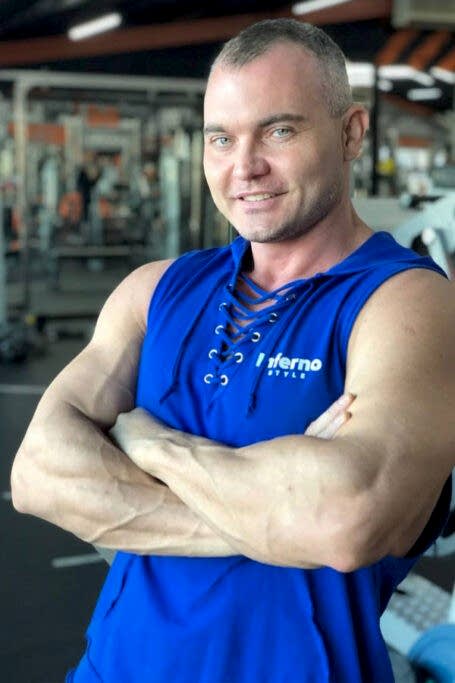 Антон Мурашкин anton murashkin full 455x683 - Антон Мурашкин