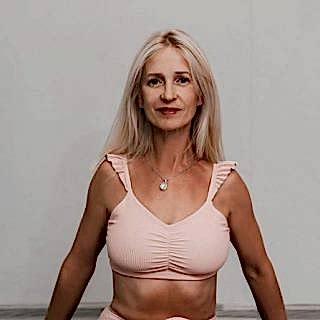 ava elena chernova 320x320 - Тренажерный зал