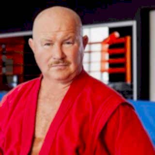 ava moiseev 320x320 - Тренеры