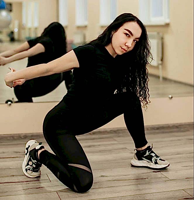 Надежда Яковлева nadezhda jakovleva 663x683 - Надежда Яковлева