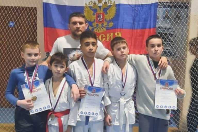 Кузнецов Евгений regionalnye sorevnovanija po vsestilevomu karatje cover - Кузнецов Евгений