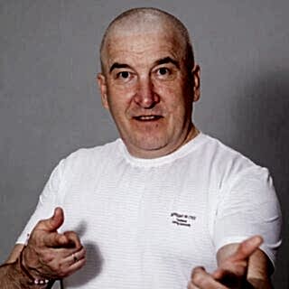 janybaev evgenij 320x320 - Тренеры