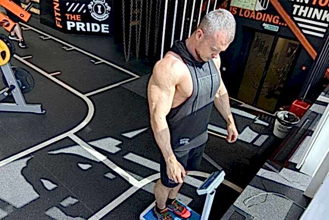 murashkin 52 cover 670x447 - Как перестать искать оправдания и начать ходить в зал?