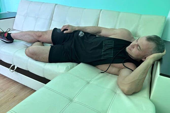 Завтрак бодибилдера: почему цельнозерновая каша - идеальный выбор murashkin 123 cover 670x447 - Важность восстановления для бодибилдеров: как отдых помогает достигать результатов