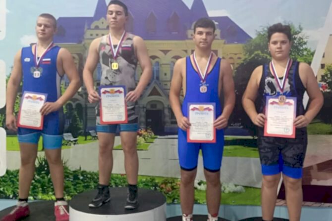 artem tsankan bronza cover 670x447 - Артем Цанкан завоевывает бронзу на открытом первенстве по Греко-римской борьбе