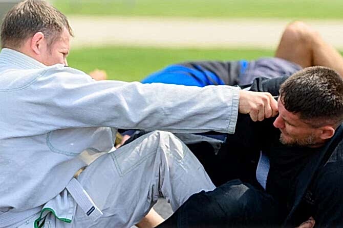 Грэппфит для мужчин 30+: улучшите форму и здоровье grepfit cover 670x447 - Грэппфит для мужчин 30+: улучшите форму и здоровье