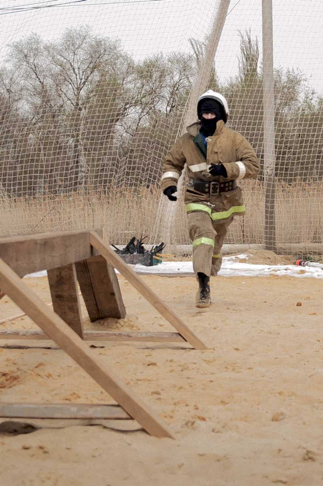 pride-pojarnie-07 pride pojarnie 07 - Стань частью команды МЧС!