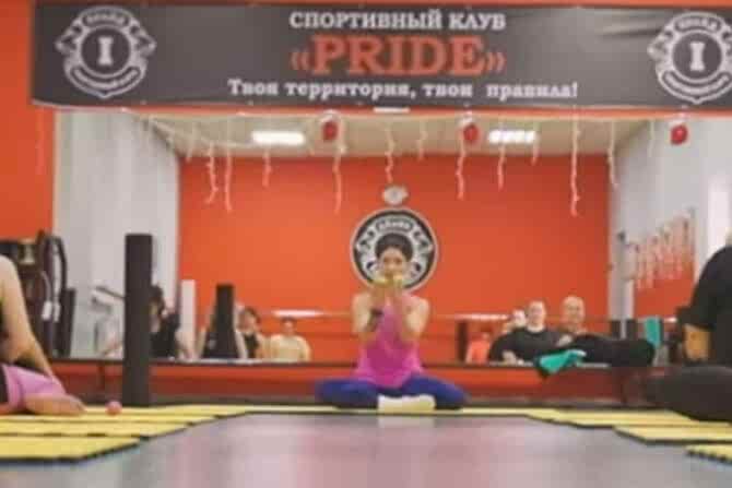 straching cover 670x447 - Мастер-класс для детей: готовим бургеры 12 октября