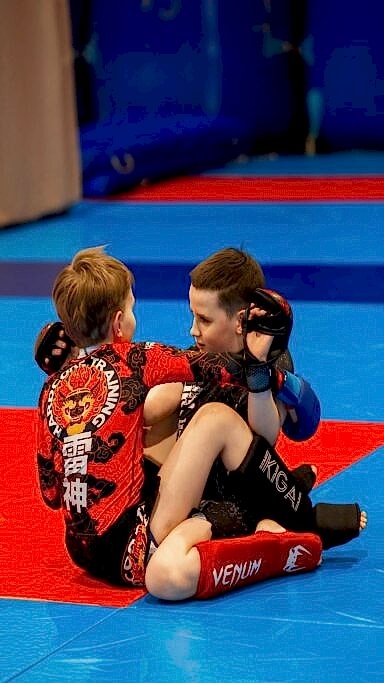 edb-pride-119 edb pride 119 384x683 - Кузнецов Евгений