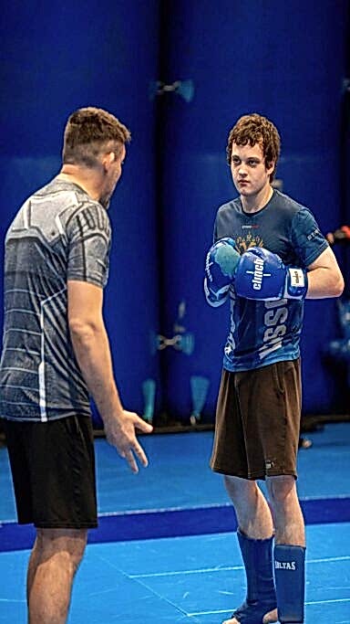 edb-pride-129 edb pride 129 384x683 - Кузнецов Евгений